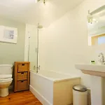 Elliston Two Bedroom Garden Flat Apartment *