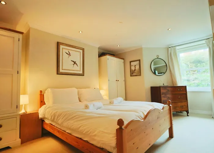 Apartman Elliston Two Bedroom Garden Flat